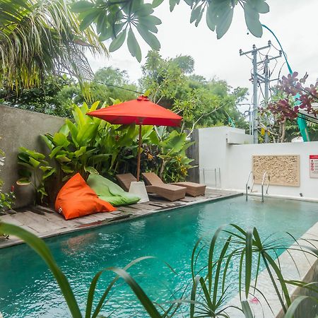 Zen Rooms Seminyak Kayu Jati מראה חיצוני תמונה