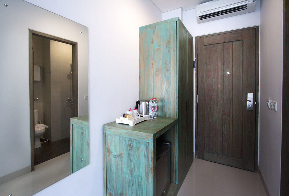 Zen Rooms Seminyak Kayu Jati מראה חיצוני תמונה