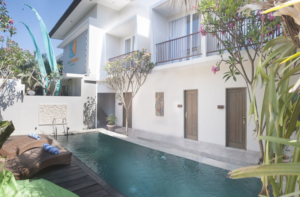 Zen Rooms Seminyak Kayu Jati מראה חיצוני תמונה