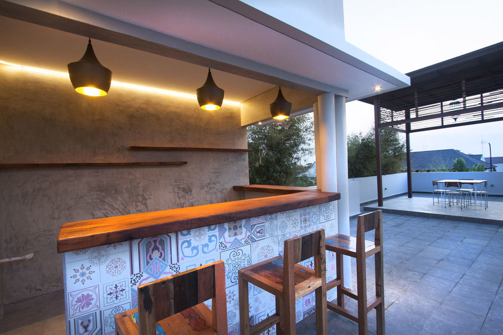 Zen Rooms Seminyak Kayu Jati מראה חיצוני תמונה