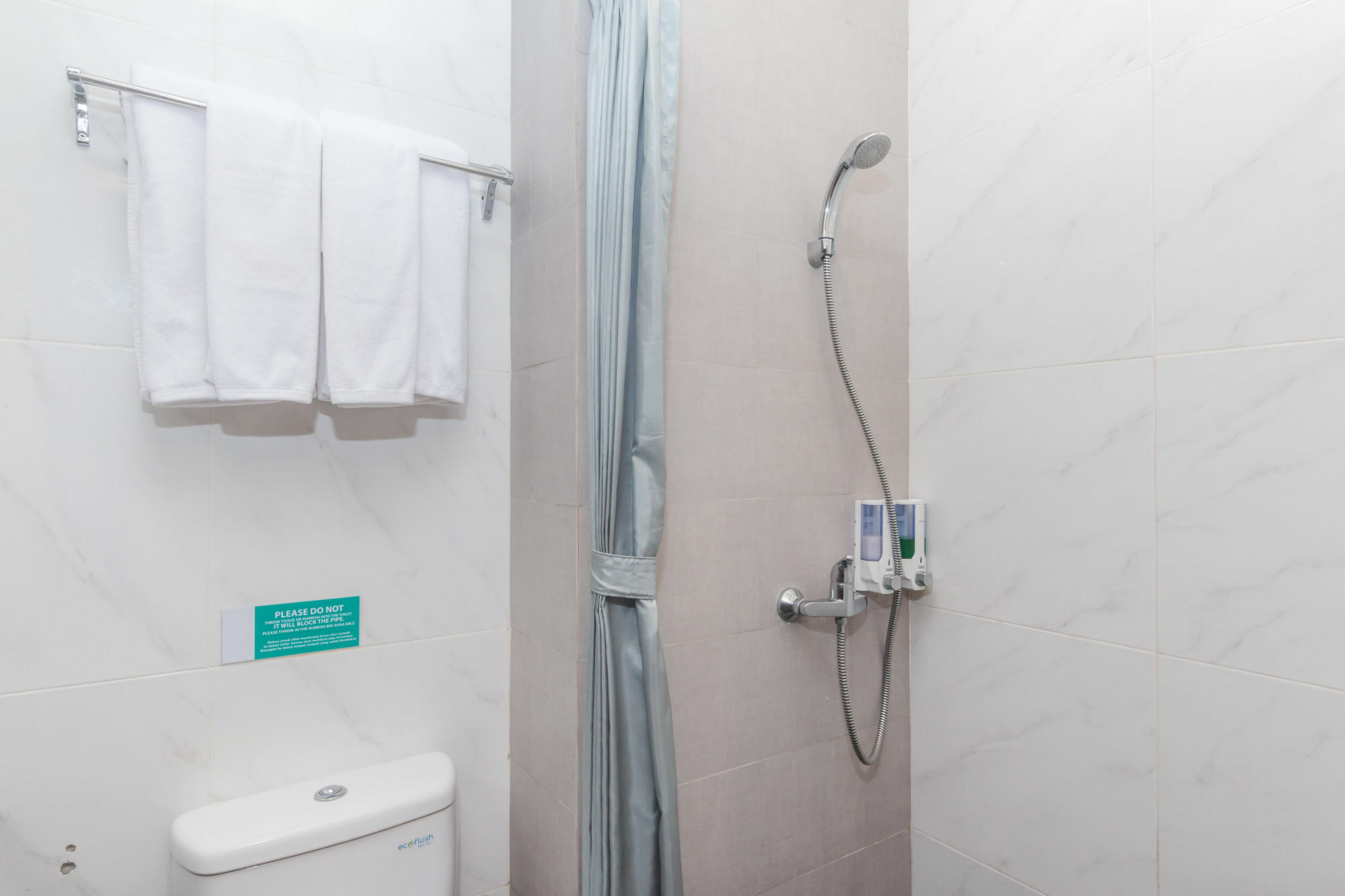 Zen Rooms Seminyak Kayu Jati מראה חיצוני תמונה